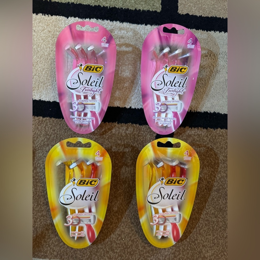 4 BIC Soleil 3 Women's 3-Blade Disposable Razors, 4 Count Each Any Variety